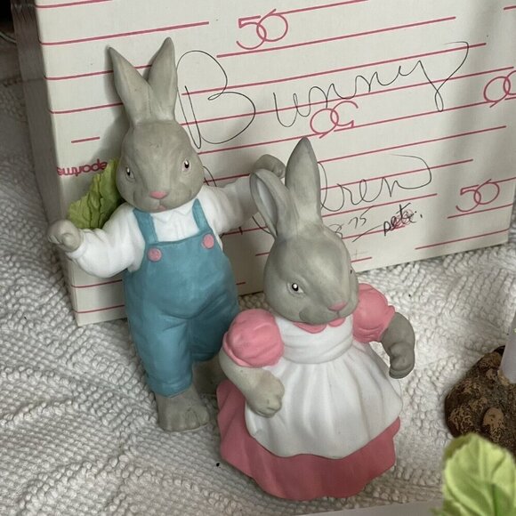 Department 56 Carrot Patch Collection Bunnies, Table, Etc - Picture 4 of 7